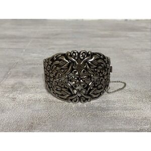 Wide Vintage Floral Silvertone Hinge Bracelet Safety Chain Repousse